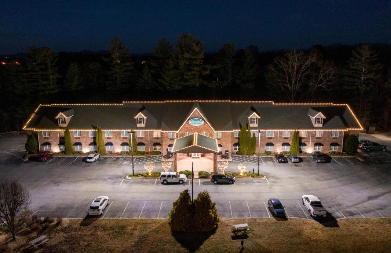 Mountain Inn & Suites فلات روك المظهر الخارجي الصورة